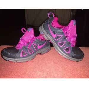 Nike Alvord 10 Nike Air women’s Tennis Shoes sz 6